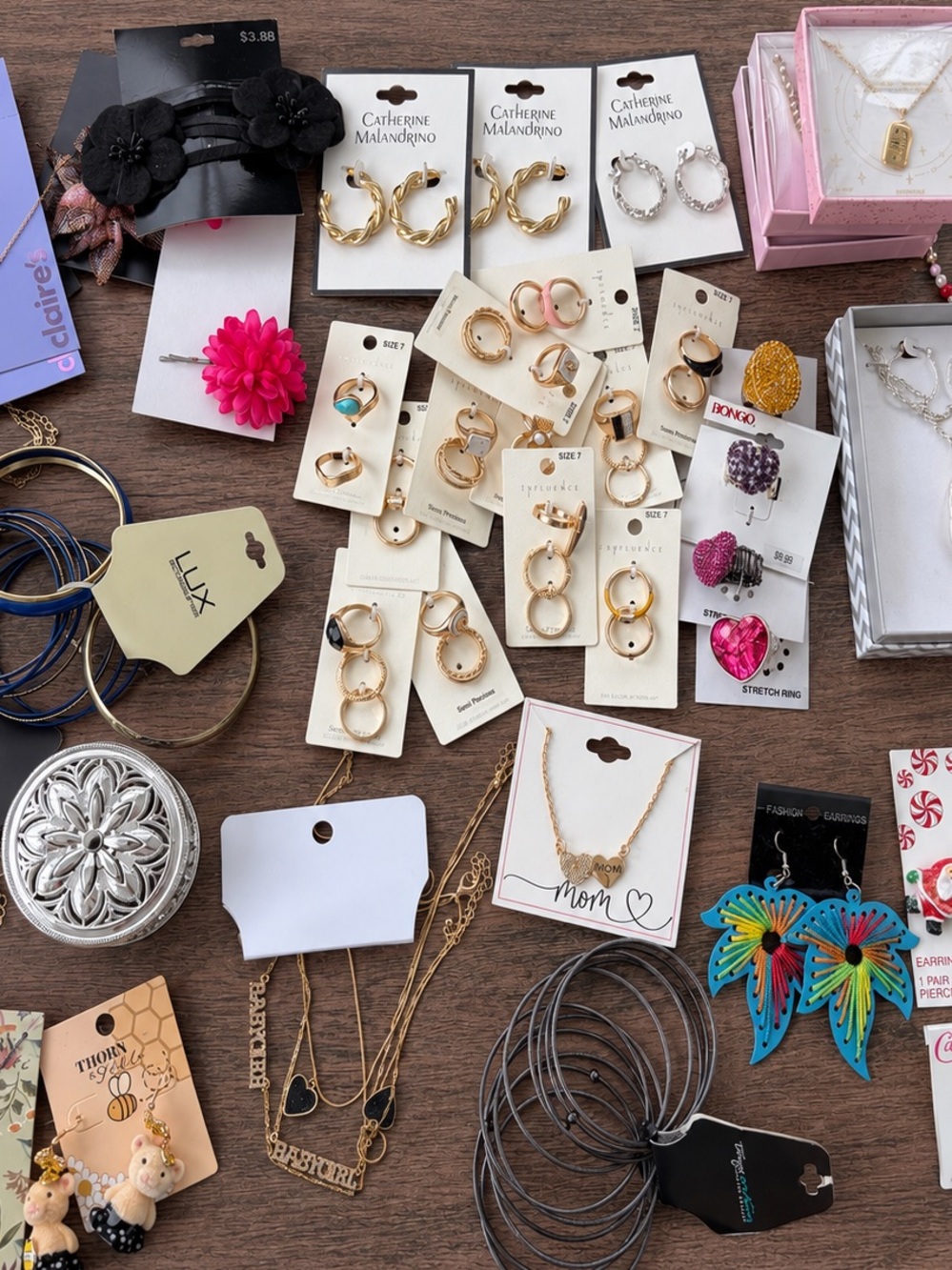 Assorted Women's Jewelry Lot - 50+ pieces